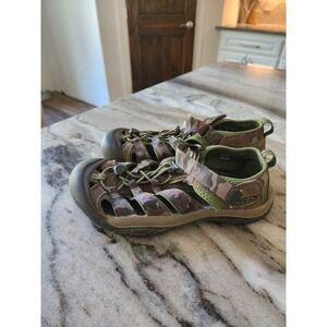 KEEN Kids' Size 6 Newport H2 Water Sandal Camouflage Hiking Active Outdoor Shoes